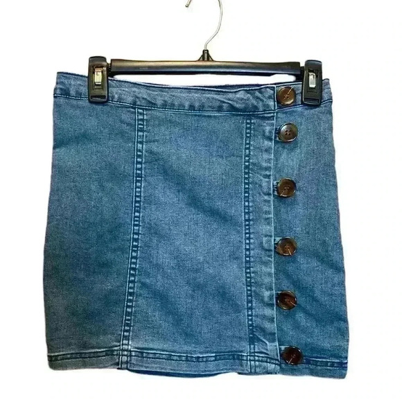 Blue Blush Dresses & Skirts - Blue Blush Mini Jean skirt